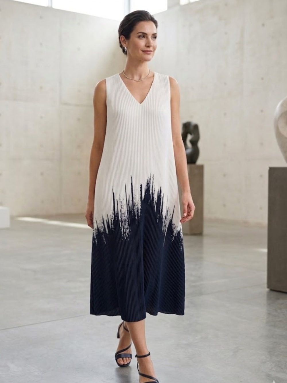 Kokomarina Sleeveless V-Neck Midi Dress
